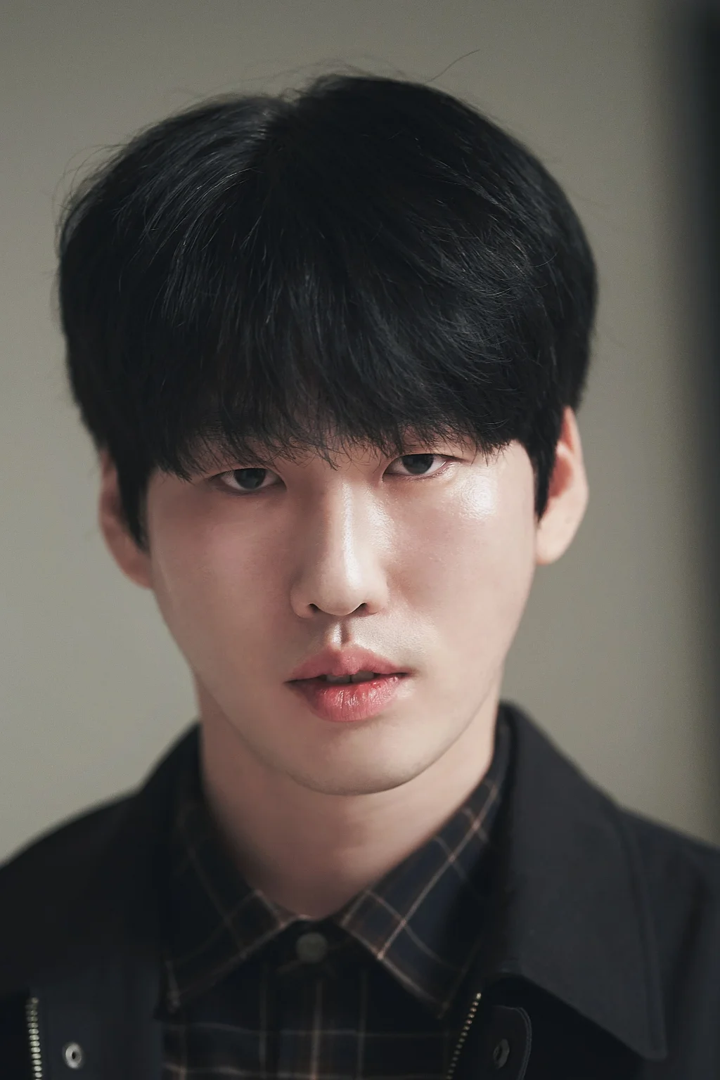 진일영