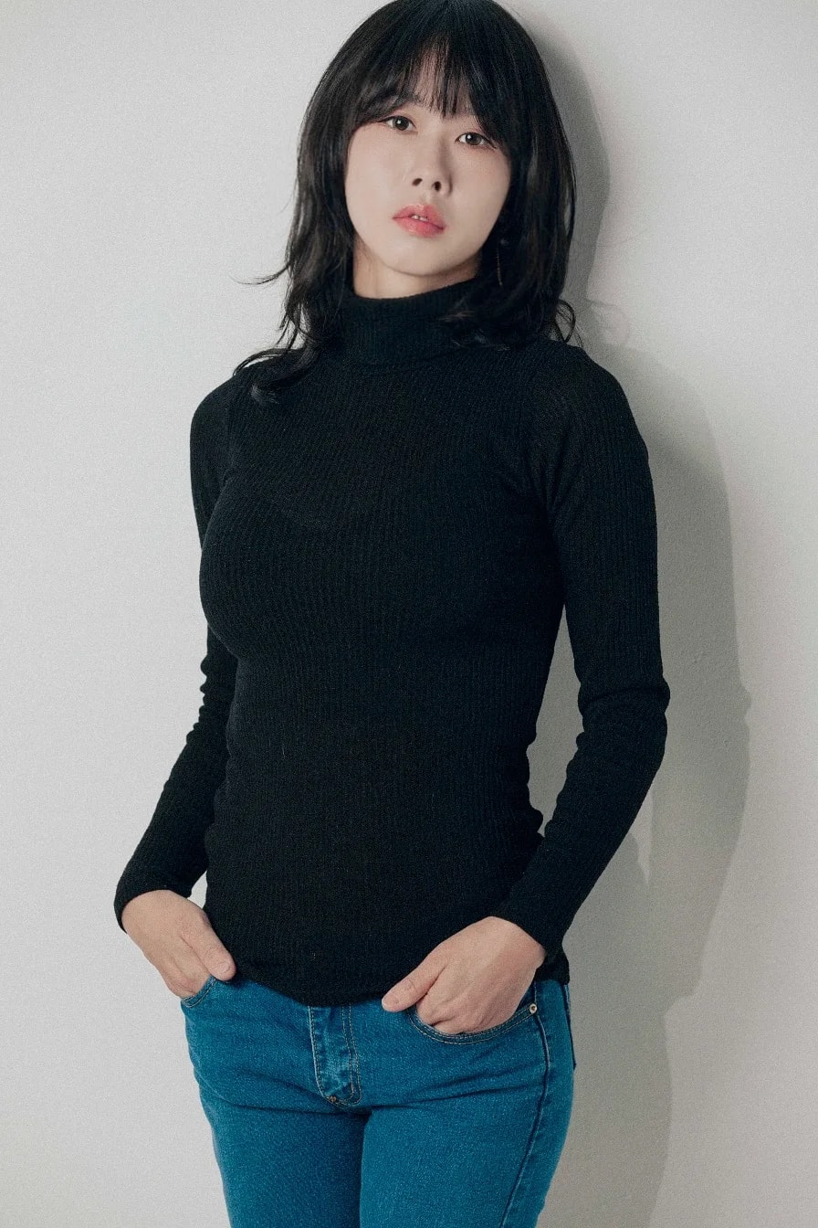 PAK CHAERIN