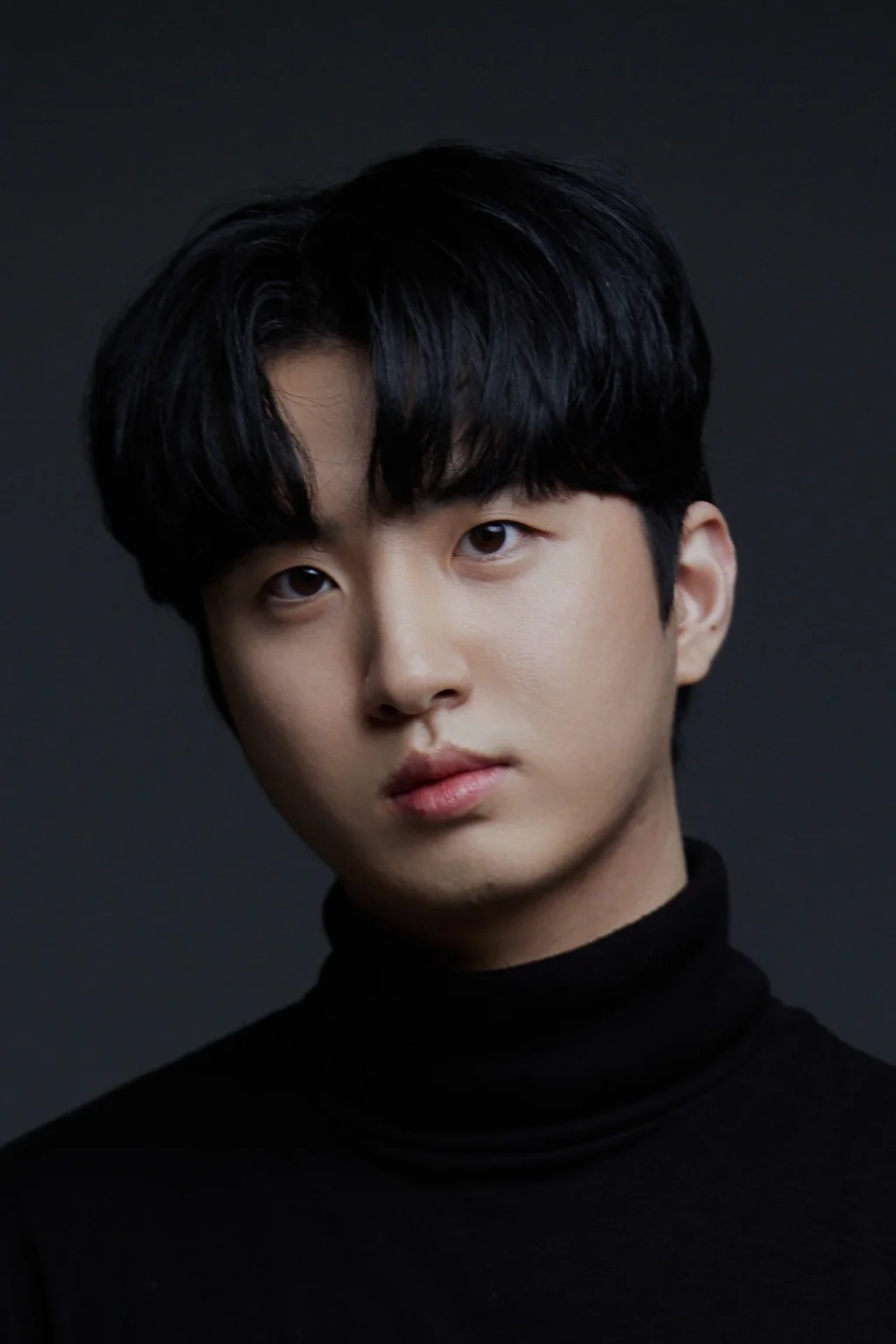 이래헌