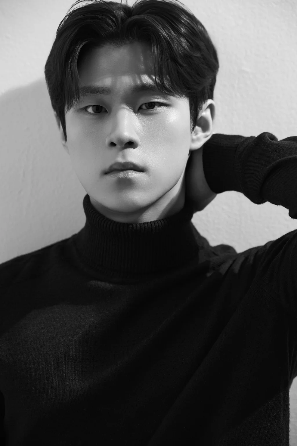 한지완