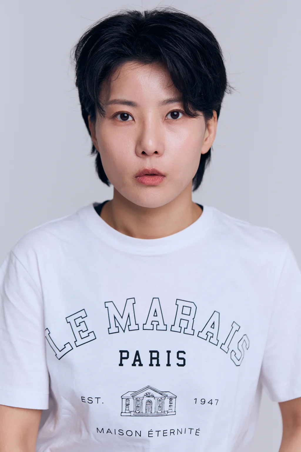 안유라