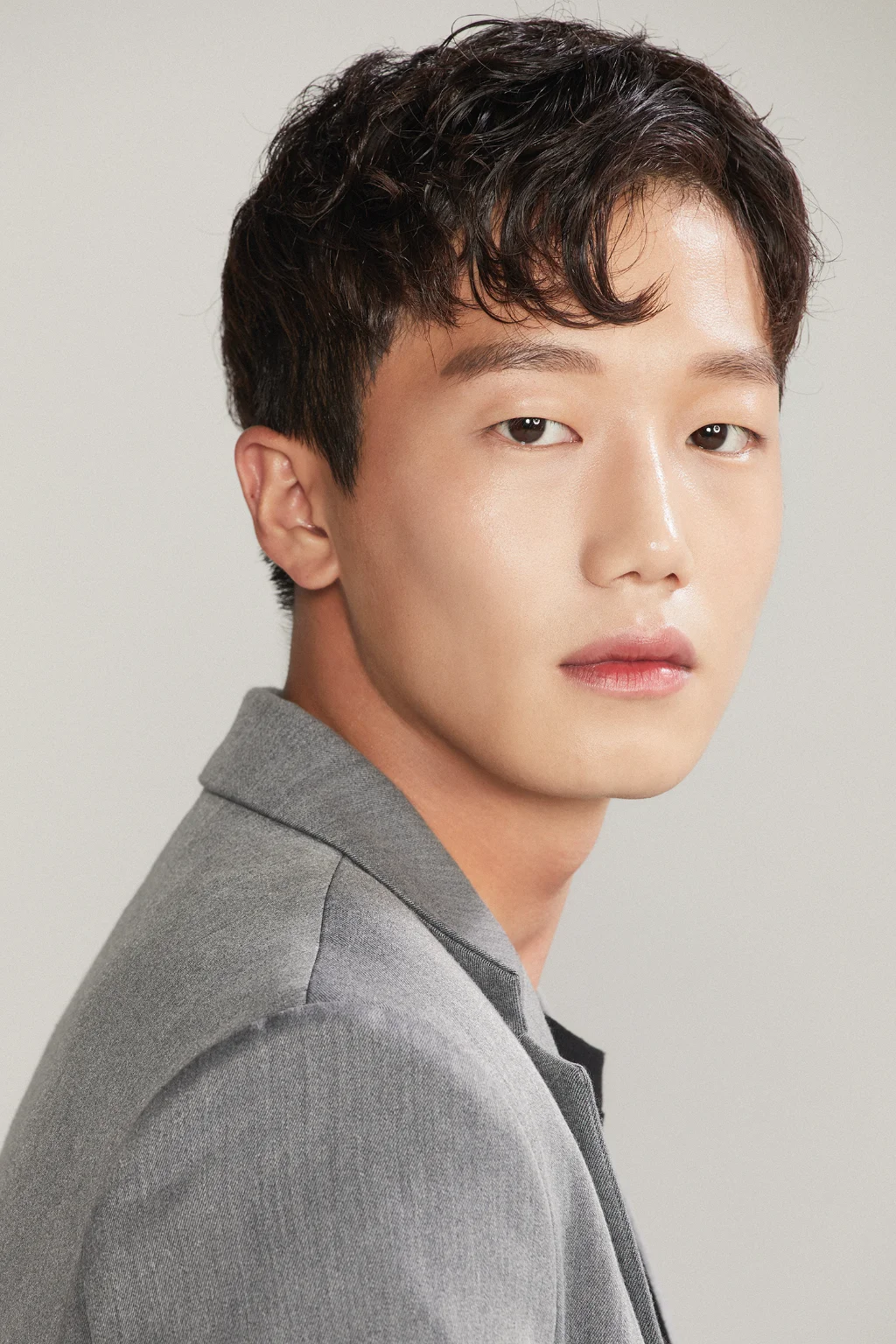 이강한