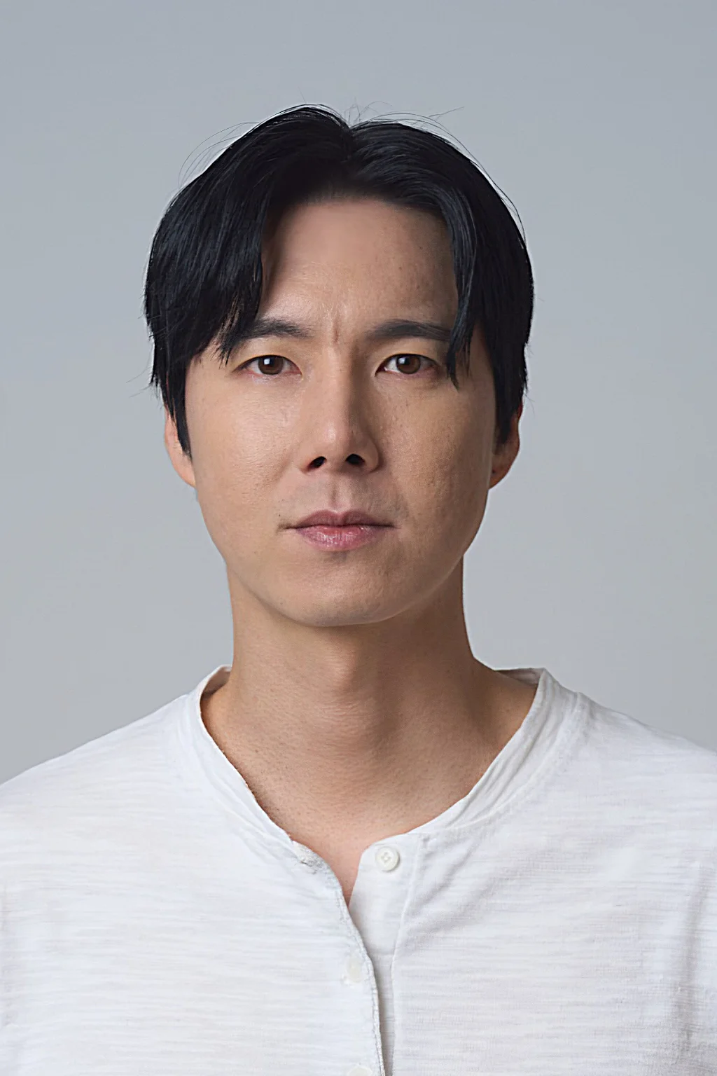 강진현