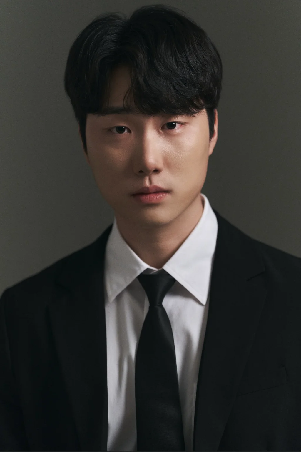 백현석