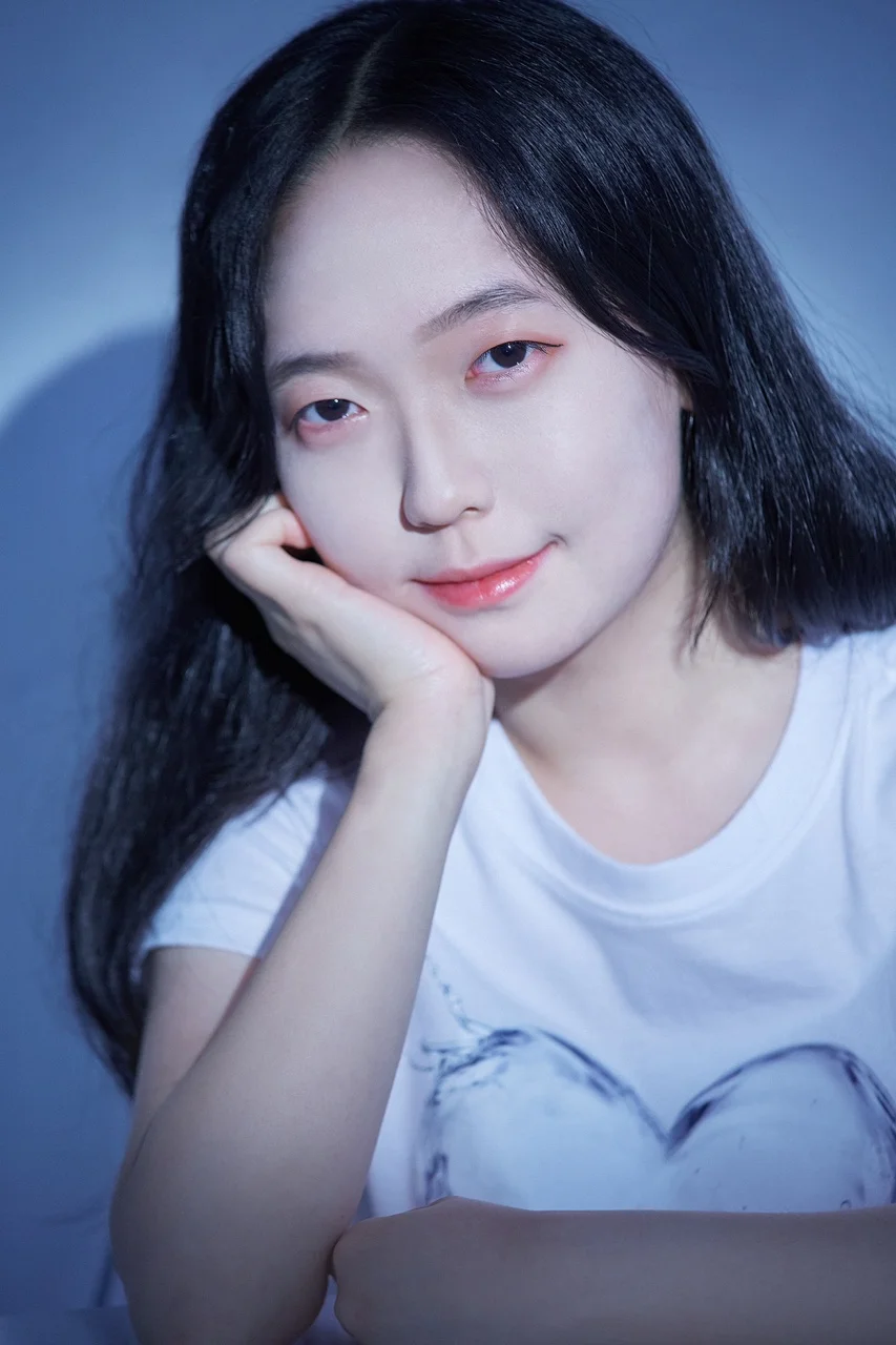 유진 (Yujin)