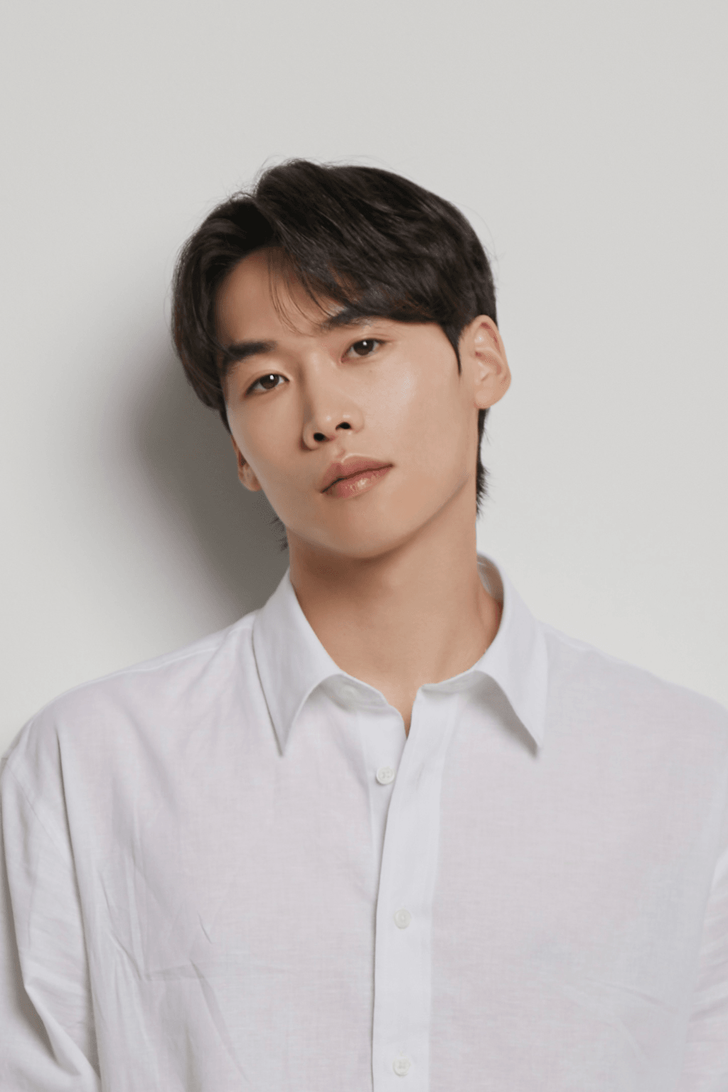 김범