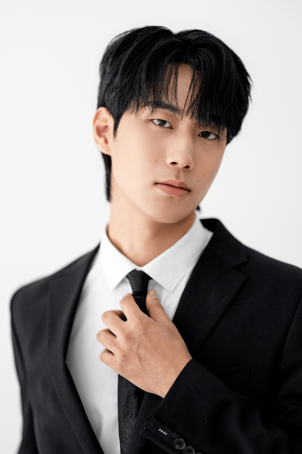 최신현