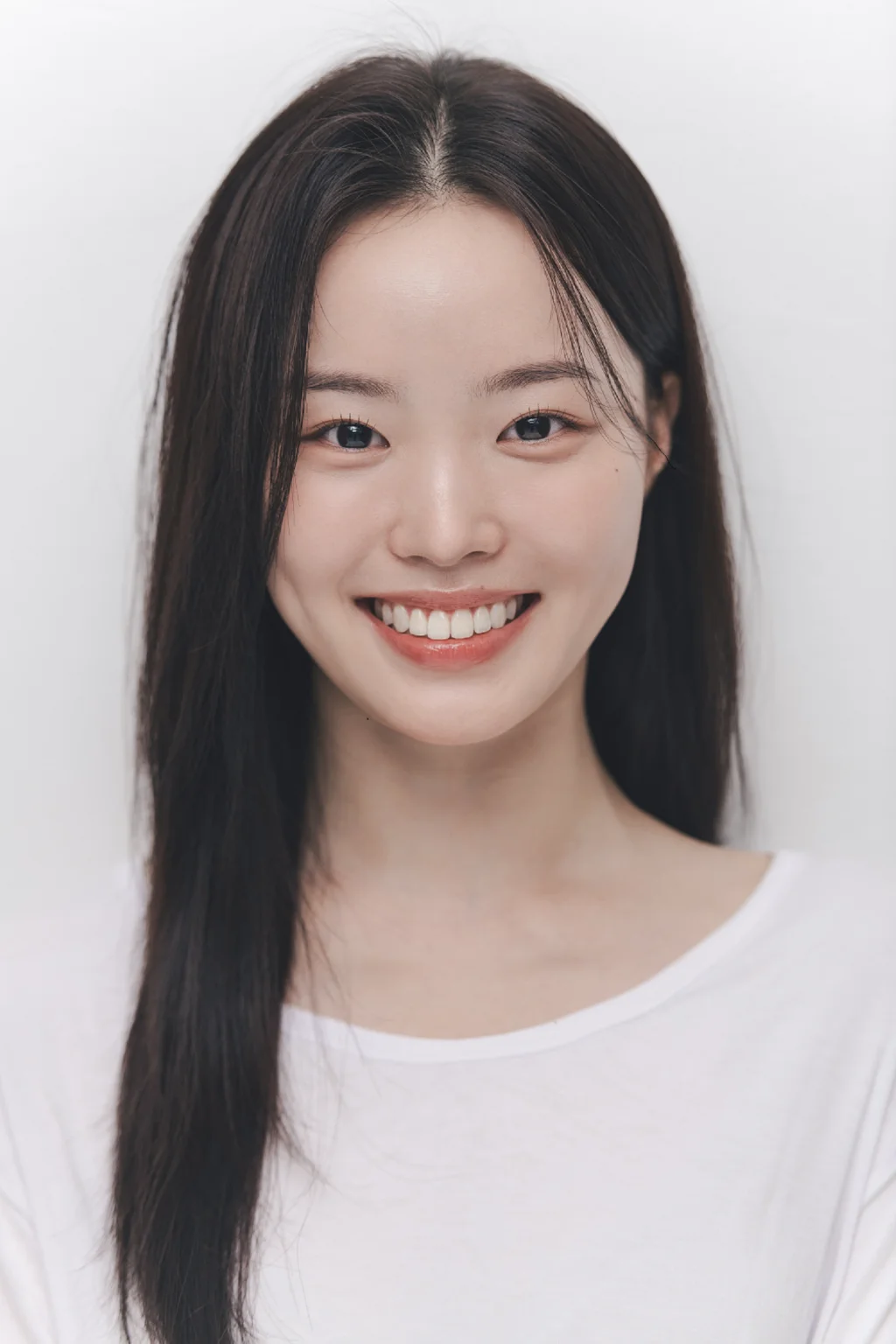 JEONG HEELEE