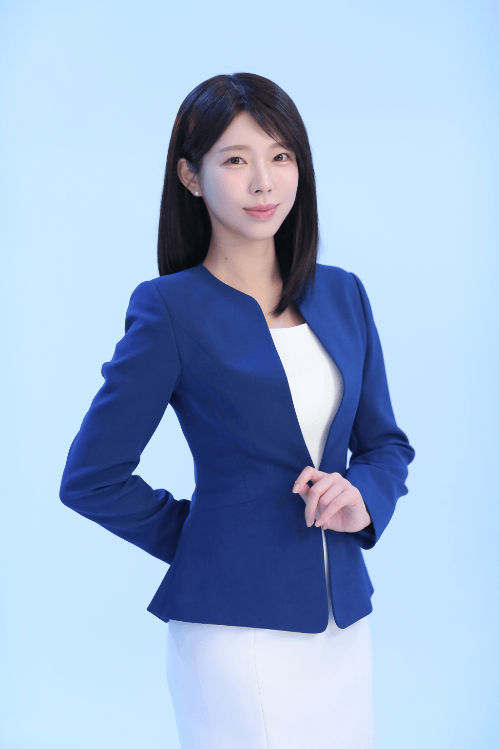 최윤아