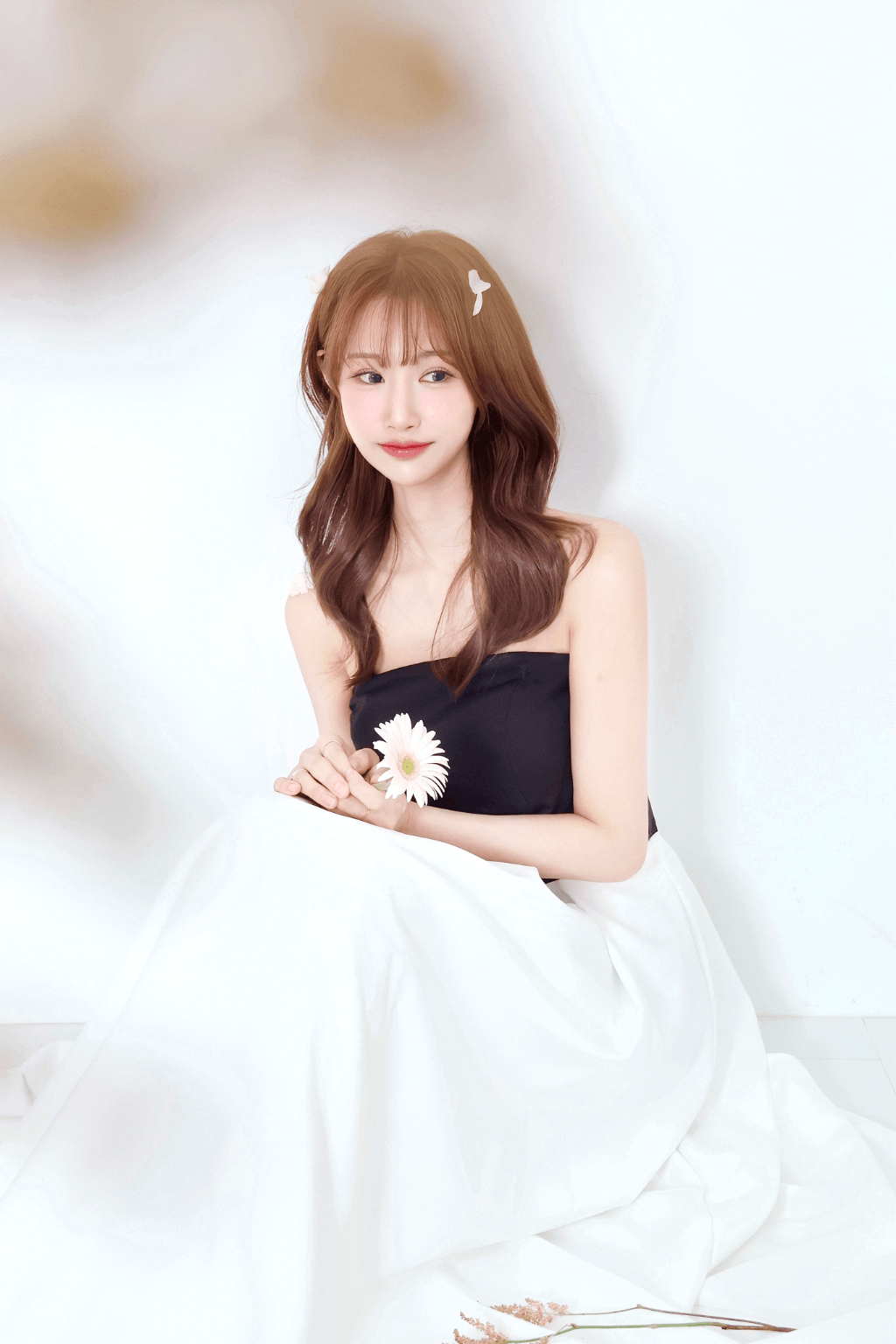 윤비