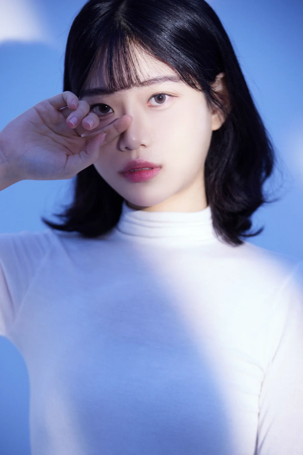 LEE SUKYUNG
