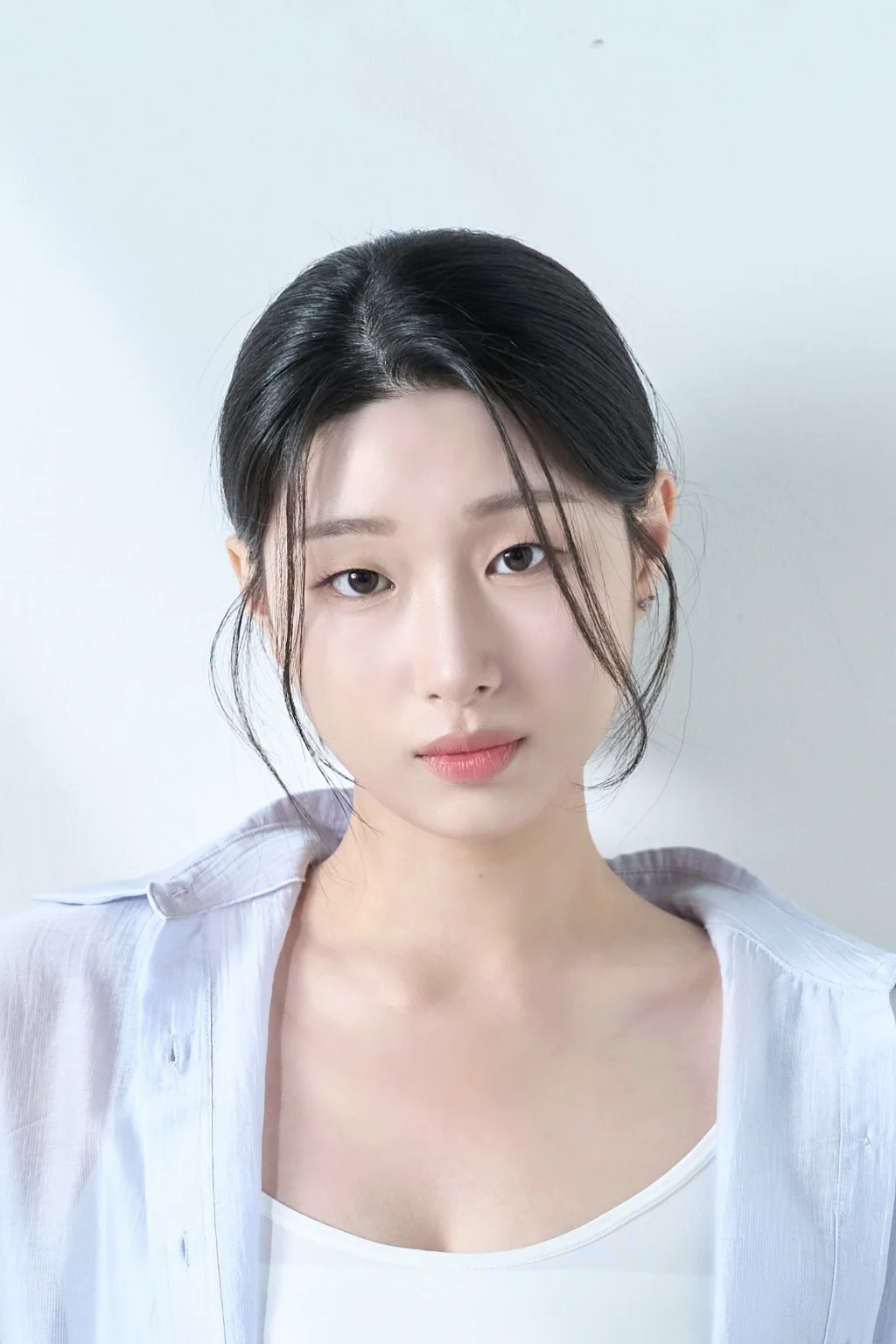 Jee Yoon Lee