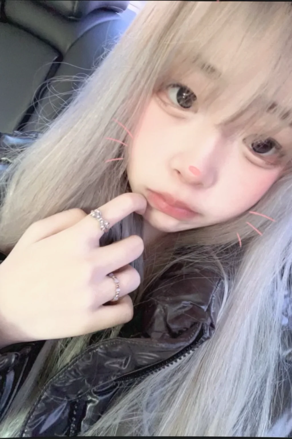 장희진