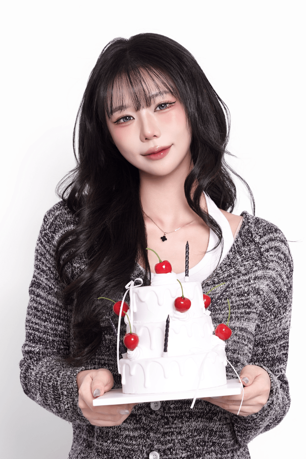 권예윤