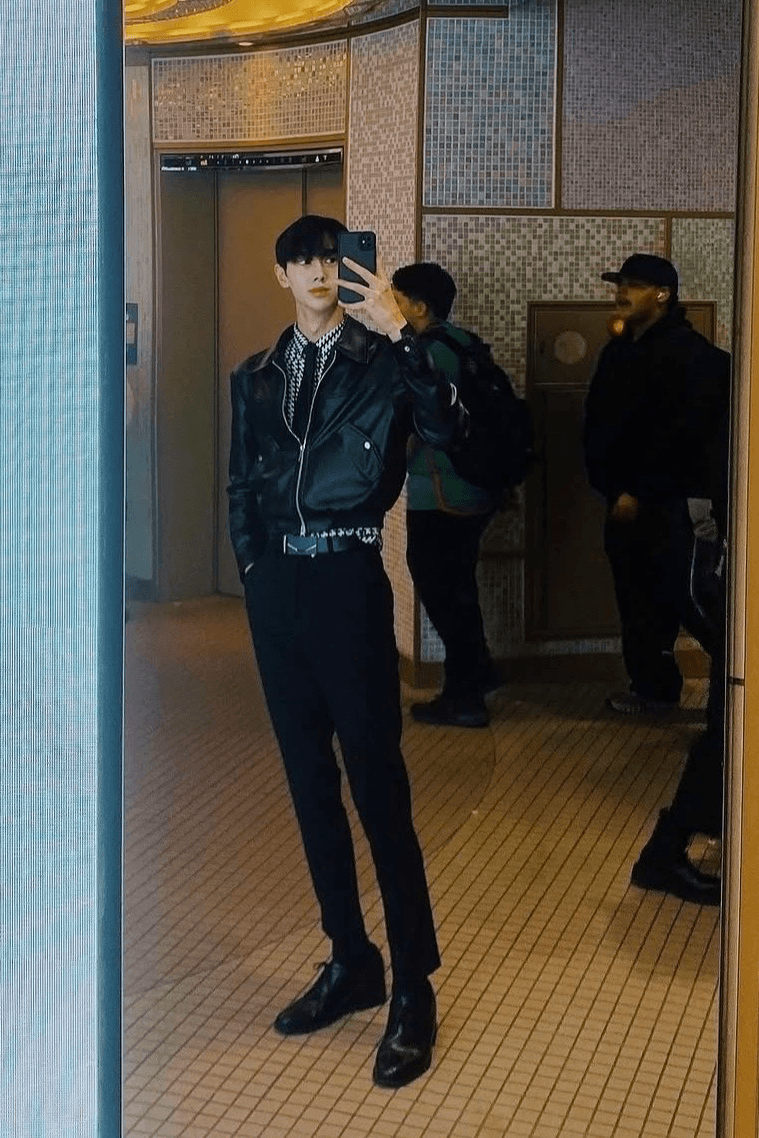 KIM GYUBUM