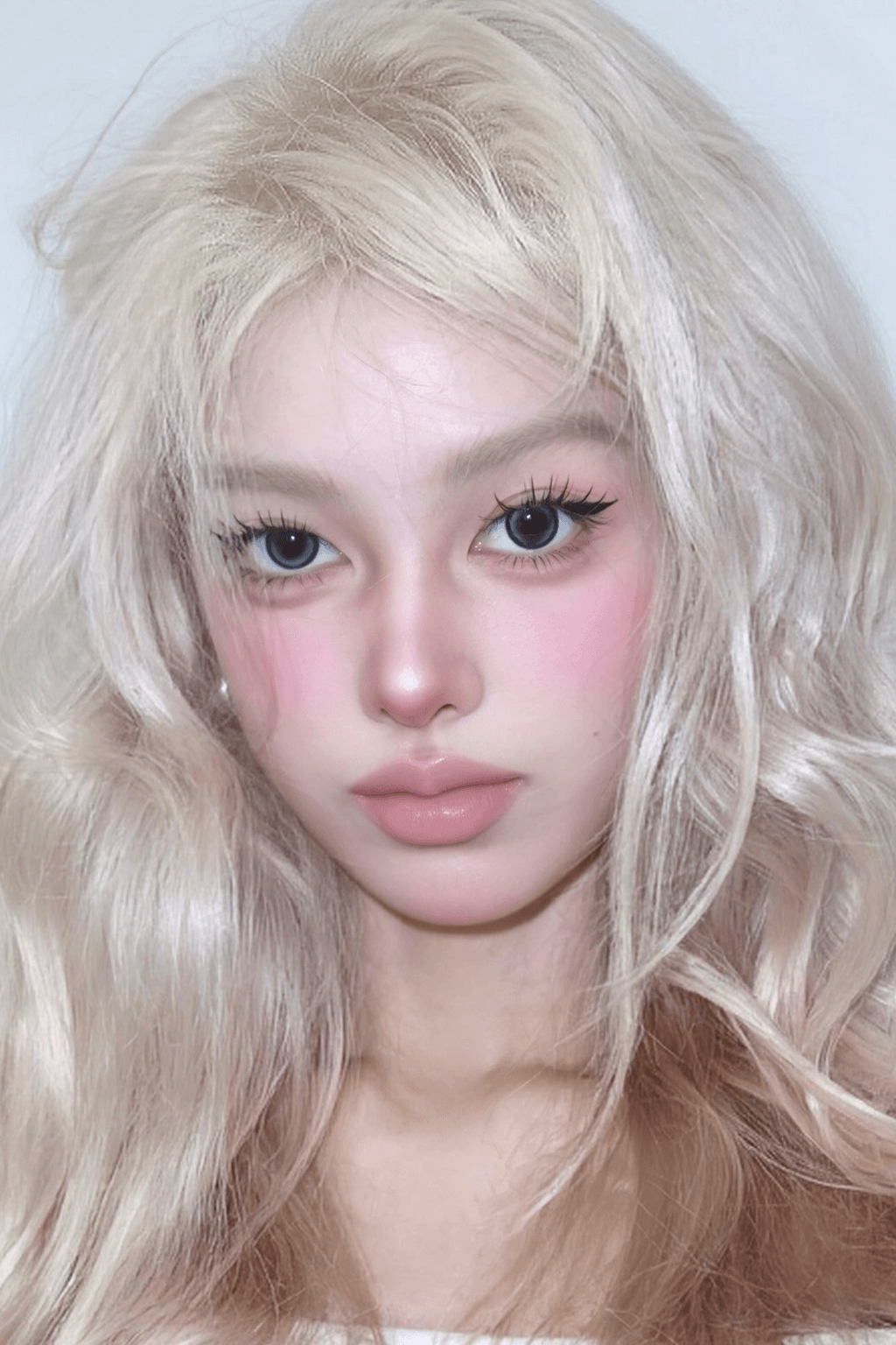 HALYN YANG