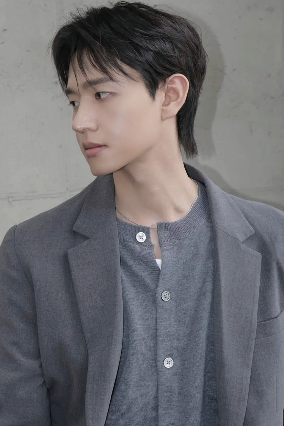 김건우