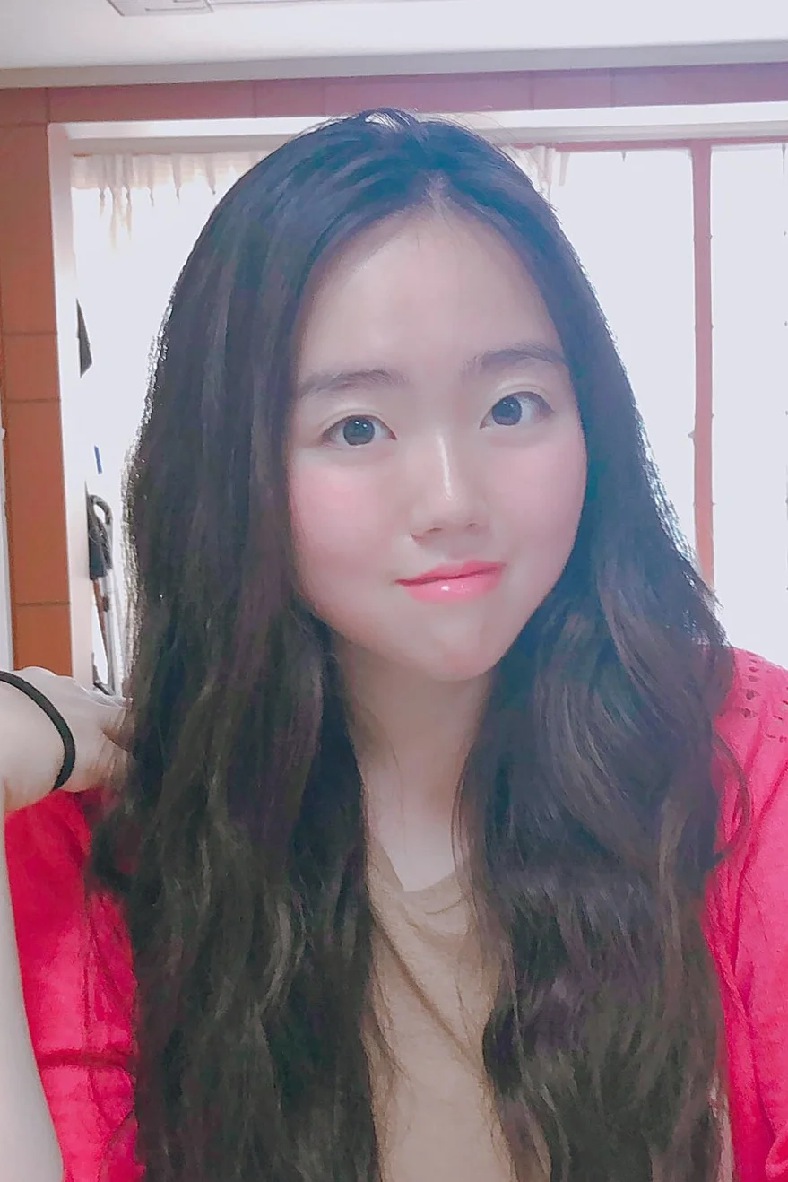 이나경