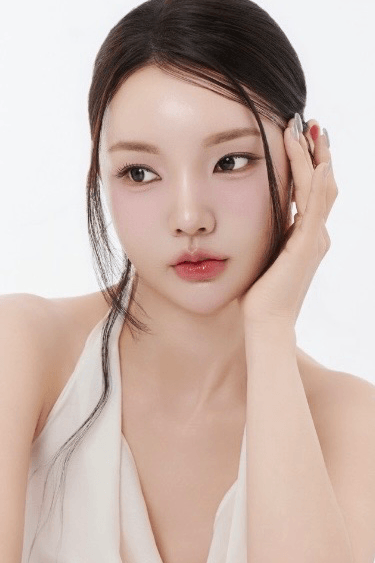 Dasom Lee