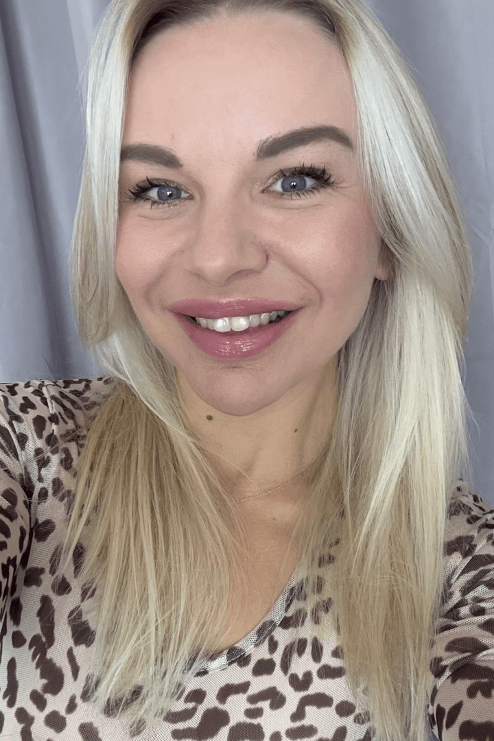 Julie Ryzhova