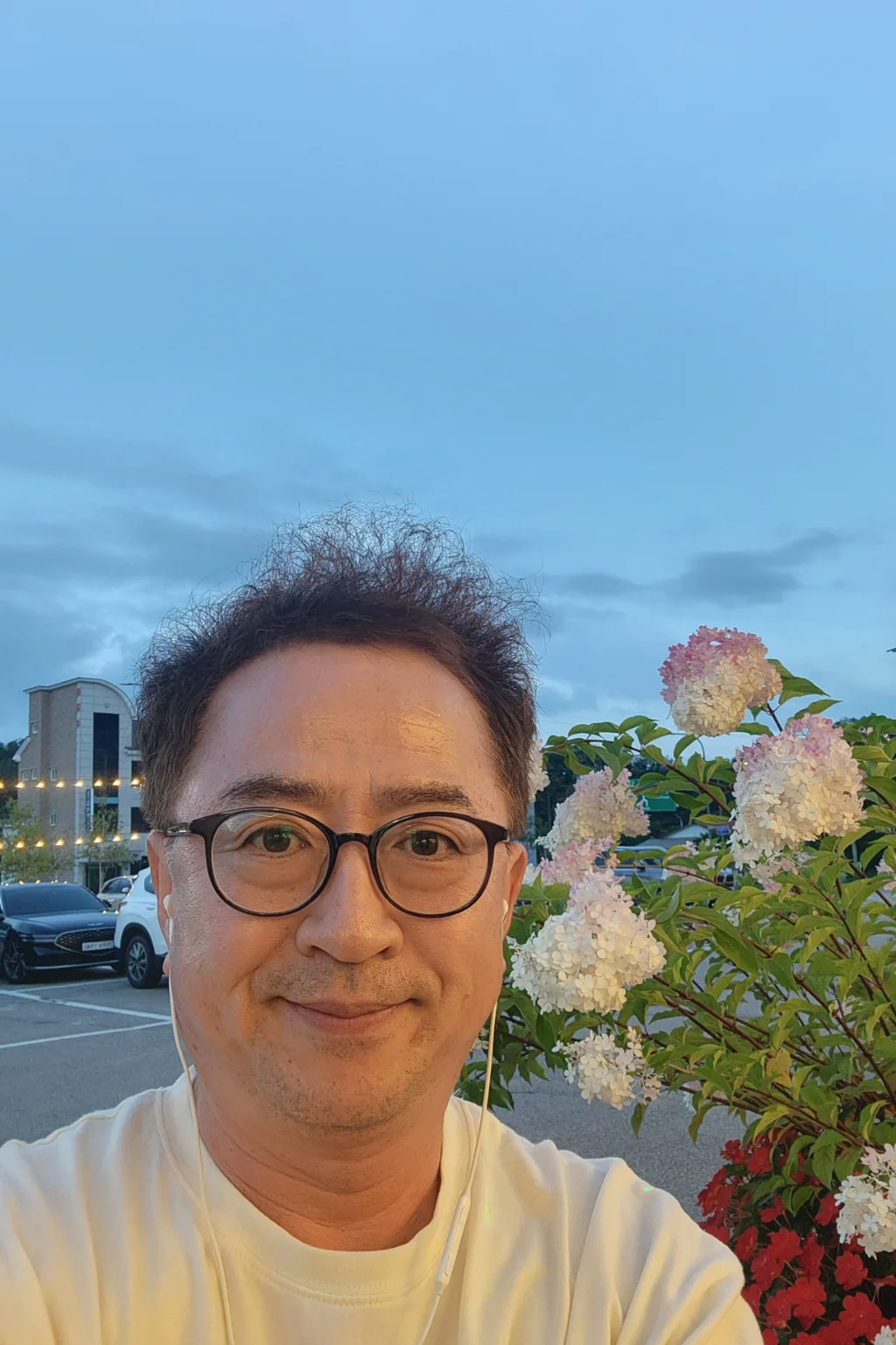 LEE YONG MIN