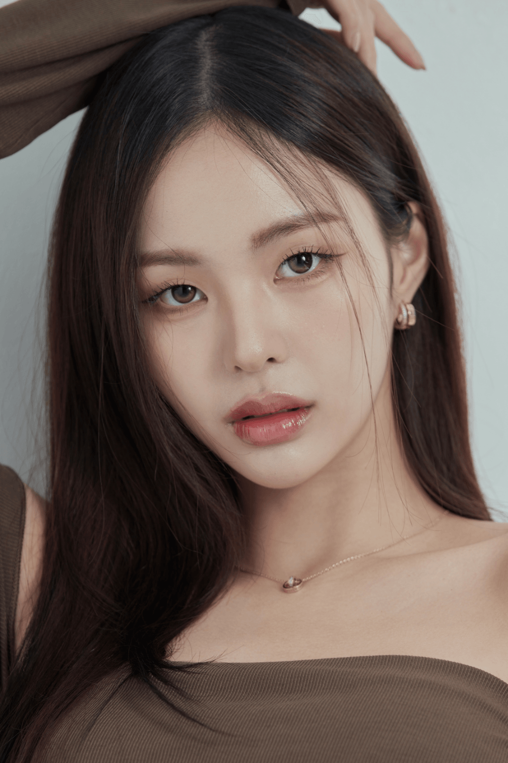 황윤정 (YOON JUNG HWANG)