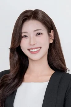 RA HYUN JI